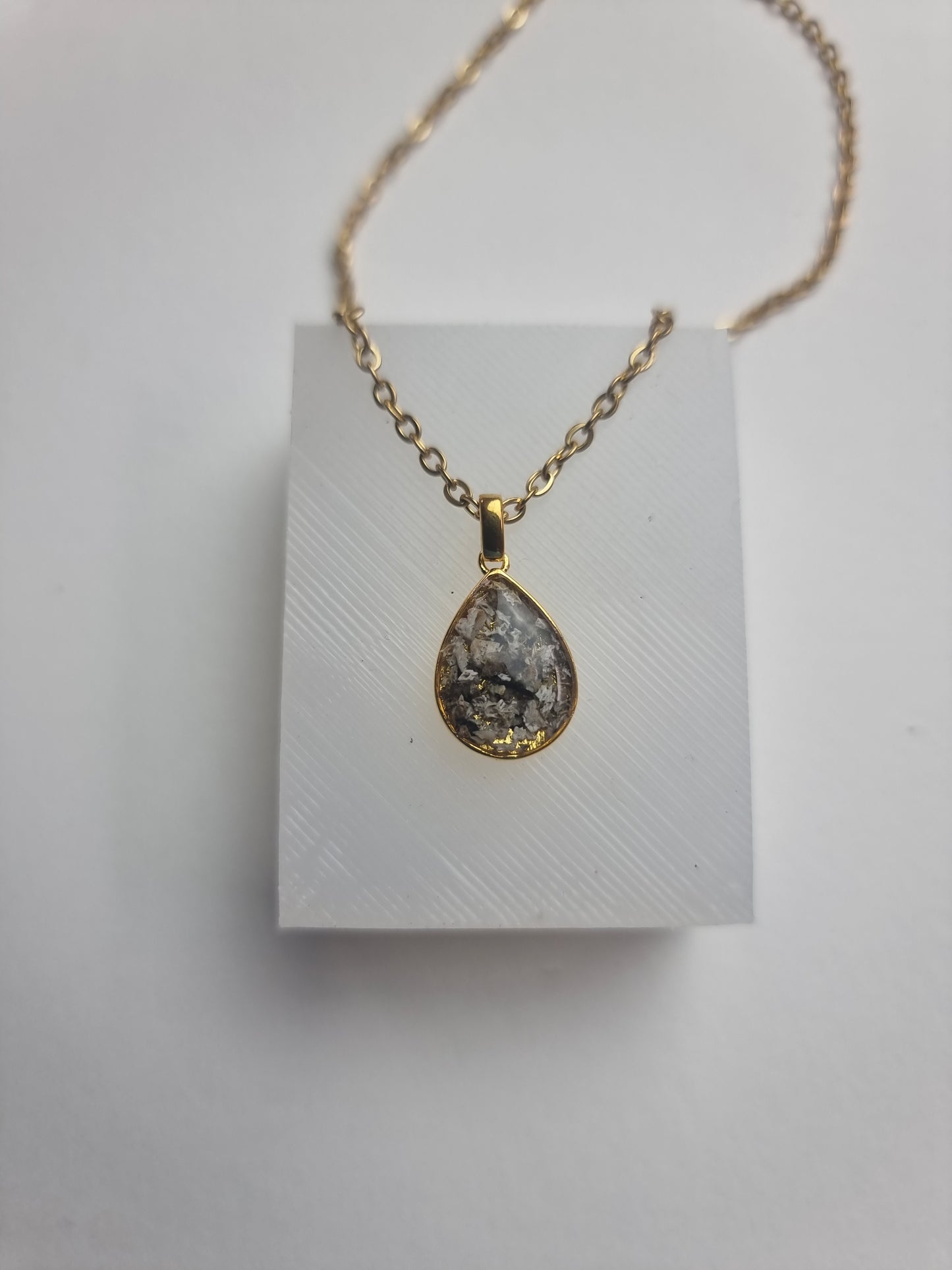Pendant Necklace