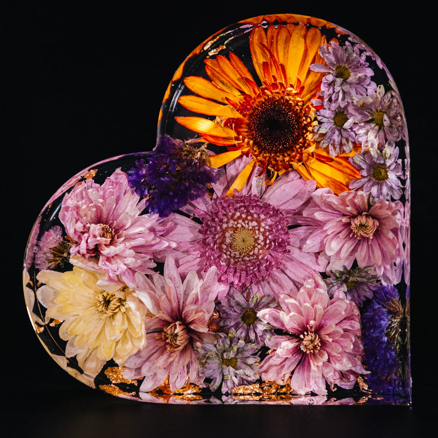 Large Resin Heart (18cm H, 21cm W 5.2cm D )