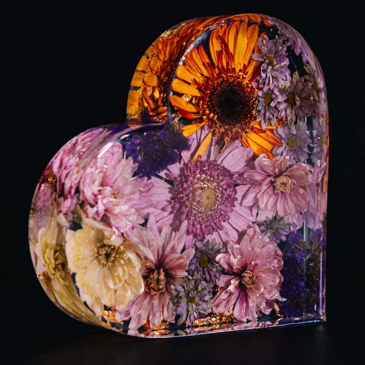 Large Resin Heart (18cm H, 21cm W 5.2cm D )
